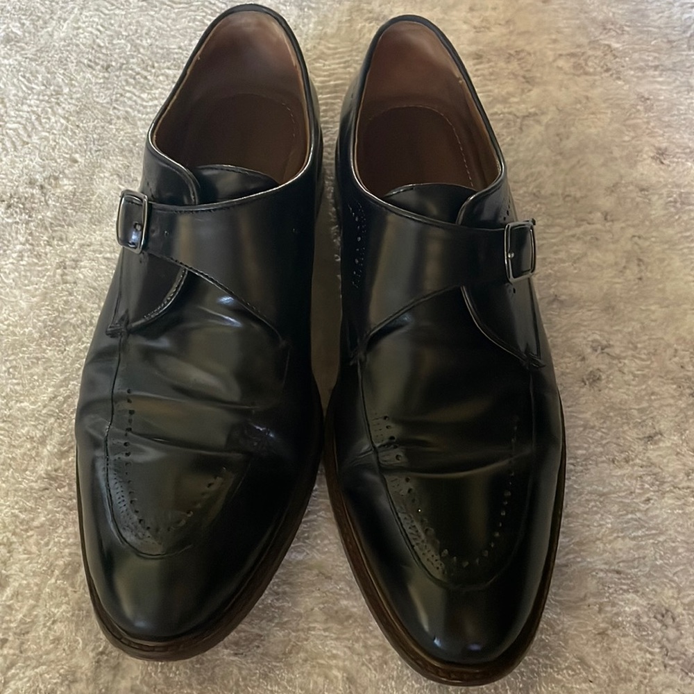 Johnston & Murphy men’s dress shoes; size 9M.   Great condition!